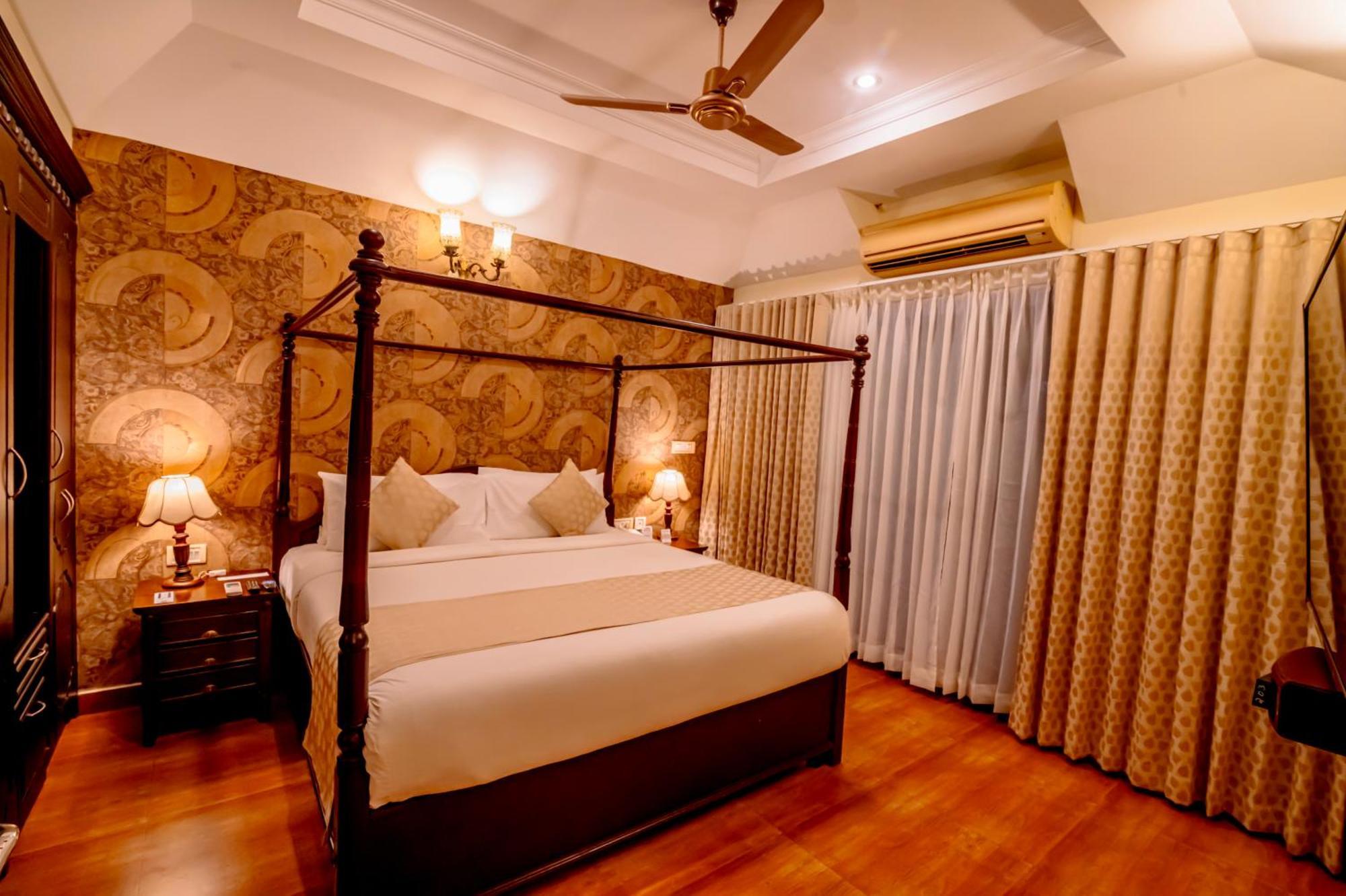 Fragrant Nature Backwater Resort & Ayurveda Spa Kollam Buitenkant foto